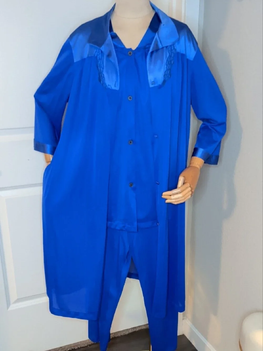 Vintage 60s Vanity Fair Royal Blue Satin 3-Piece Pajama Set w/ Robe SZ M